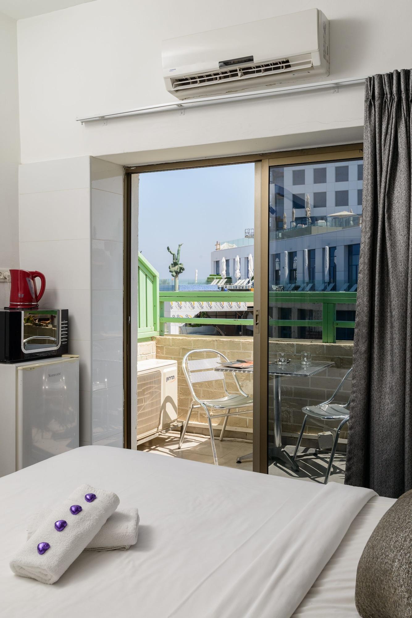 Liber Tel Aviv Sea Shore Suites By Raphael Hotels Buitenkant foto