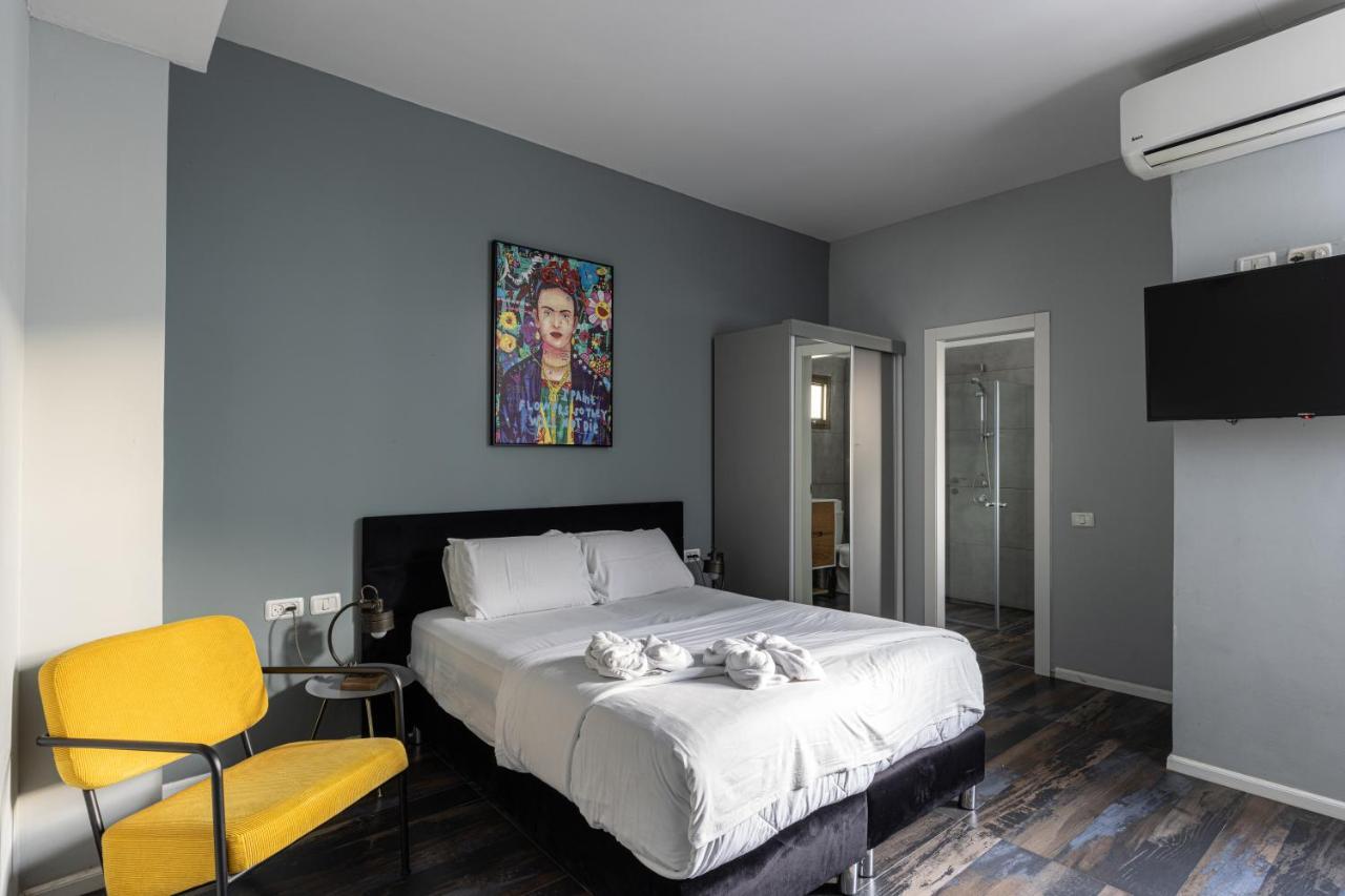 Liber Tel Aviv Sea Shore Suites By Raphael Hotels Buitenkant foto