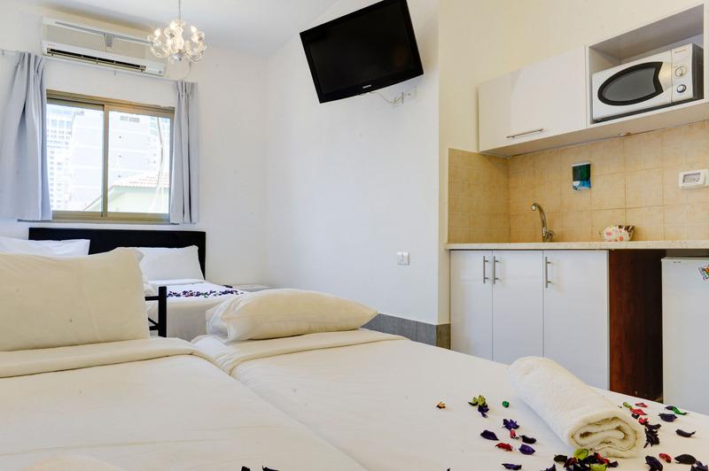 Liber Tel Aviv Sea Shore Suites By Raphael Hotels Buitenkant foto